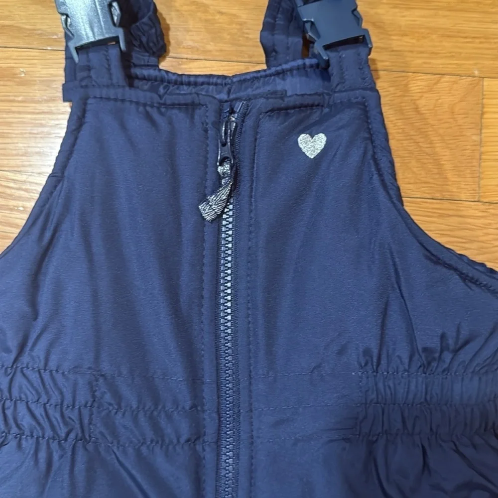Carter’s girls navy blue bib snowpants size small/4 .
